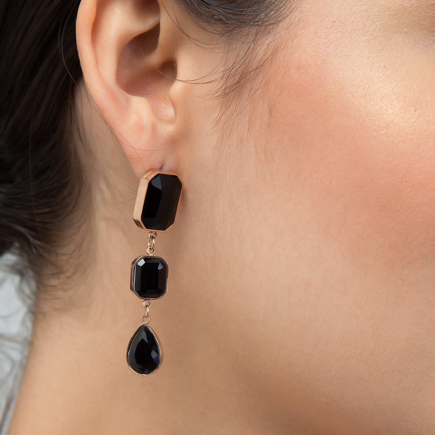 Black Stone Gold Plated Earring Luxurify Jewellery
