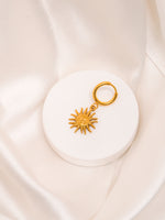 Load image into Gallery viewer, Golden Sun Drop Earrings