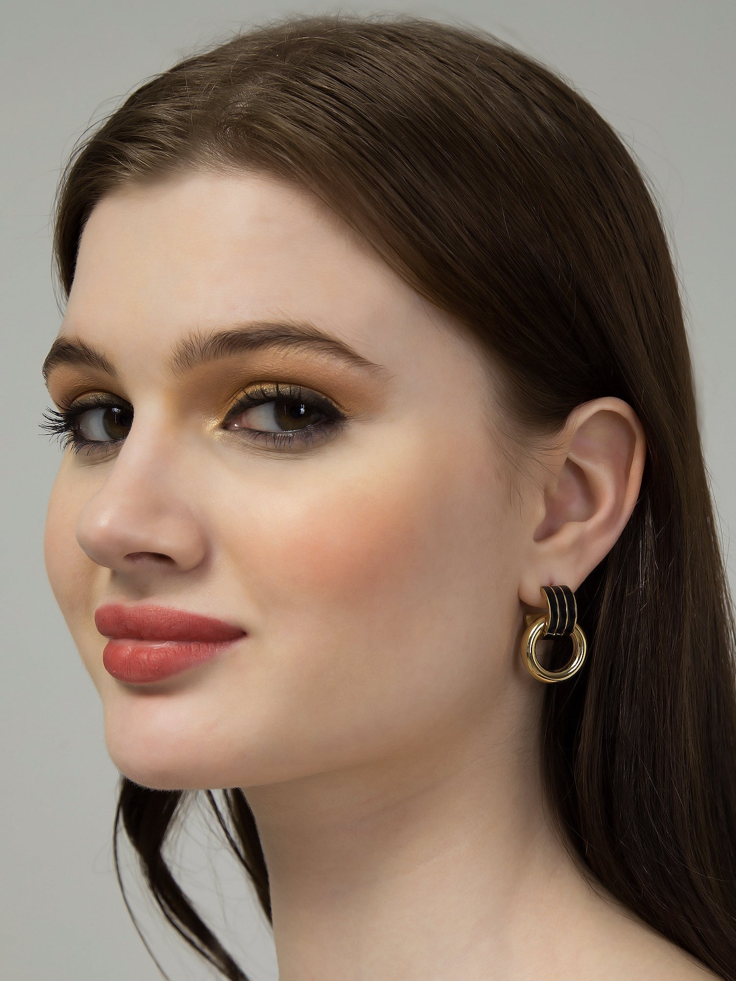 Classy Round Hoops Earring