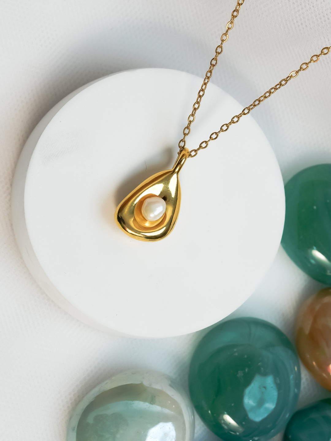 Pearl Nest Pendant Necklace