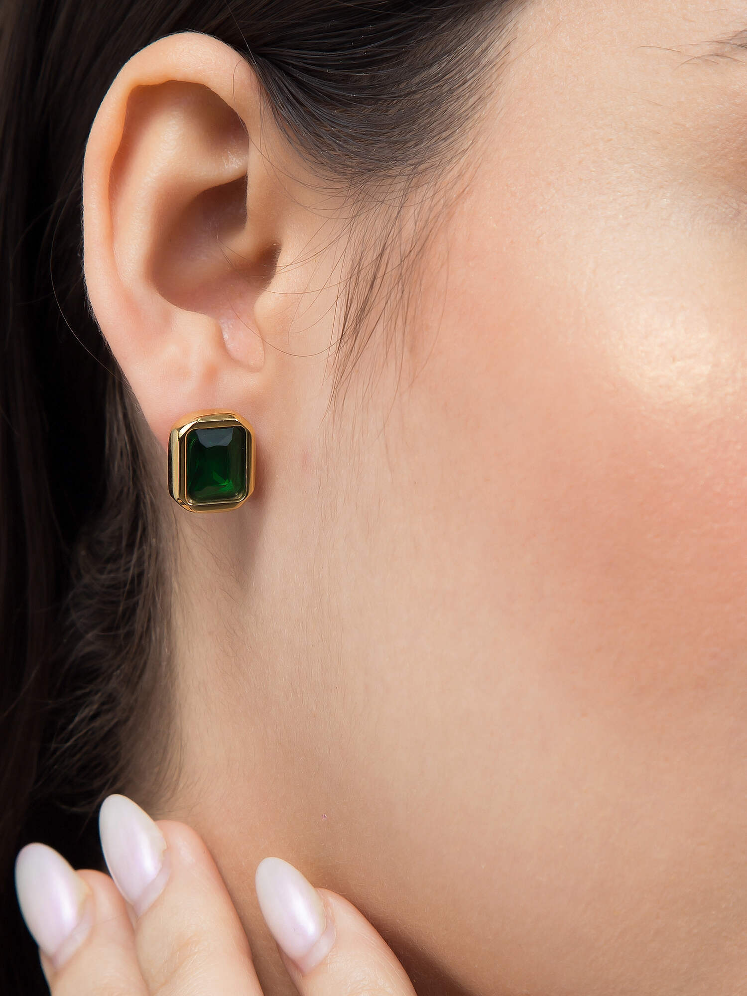 Emerald Earring