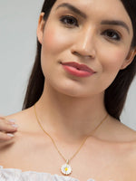 Load image into Gallery viewer, Flower Pendant
