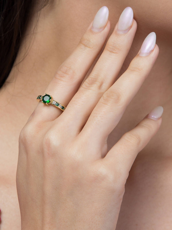 Green Emerald  Ring