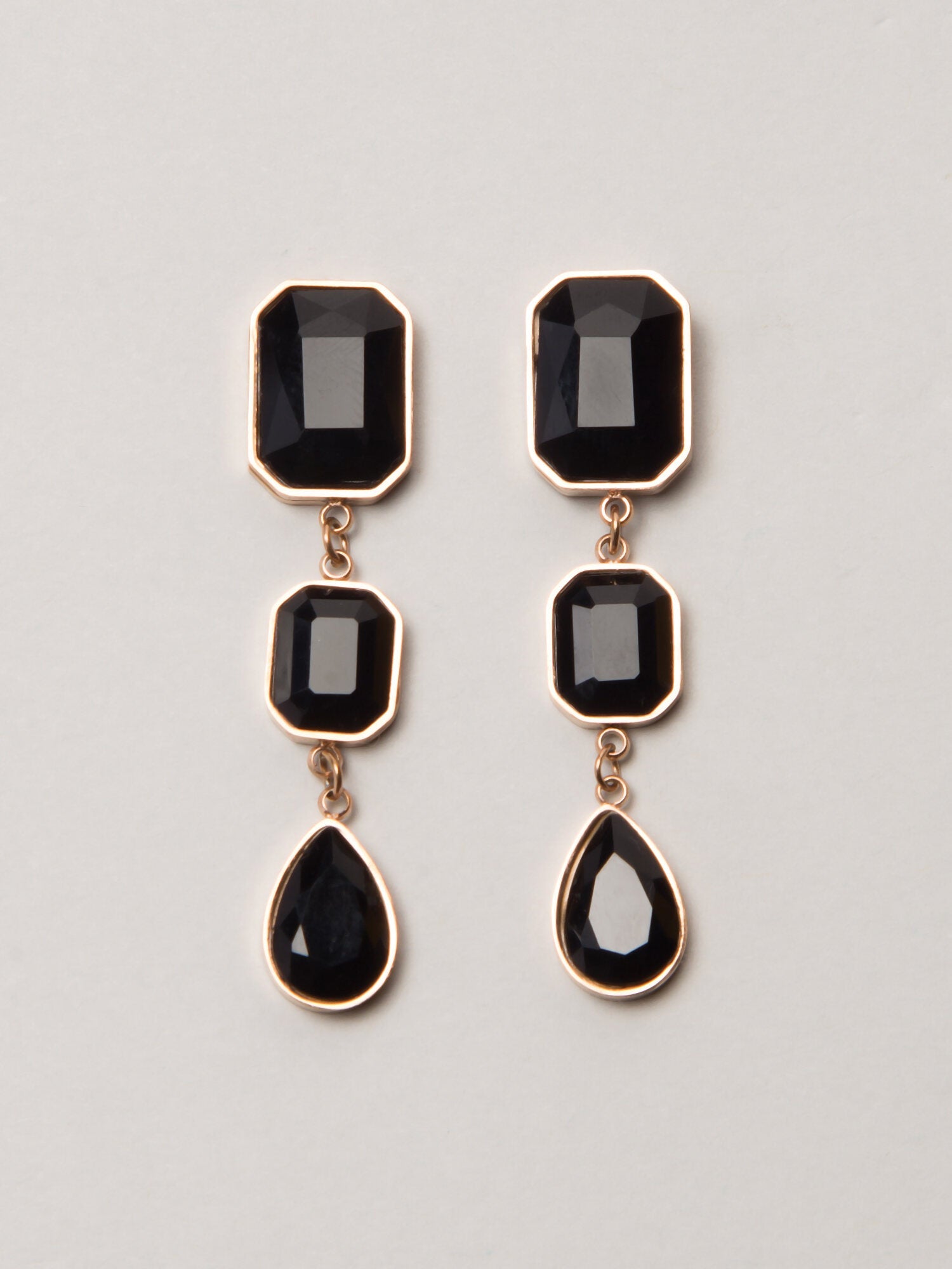 Black Stone Gold Plated Earring Luxurify Jewellery
