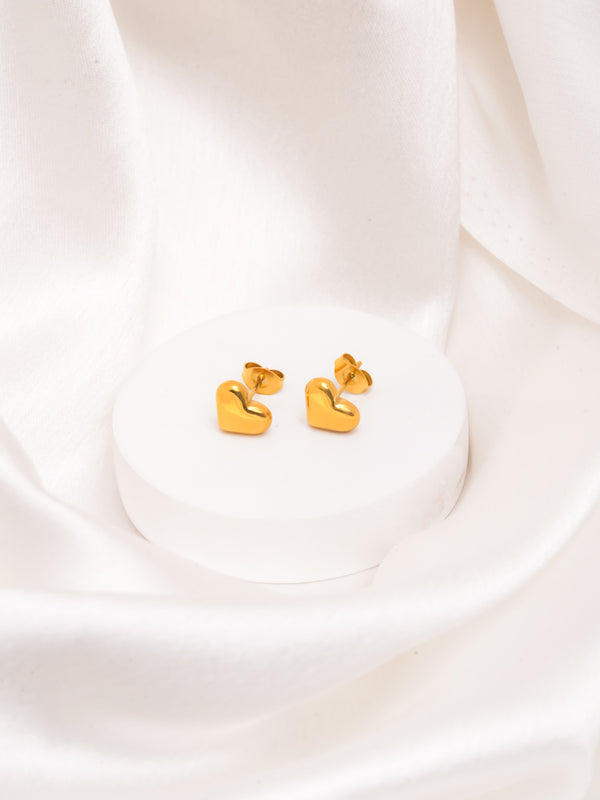 Minimal Gold Heart Stud Earrings